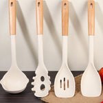 Wooden Handle Silicone Kitchen Utensil Set, Non-Stick Pan, Silicone Spatula, Soup Spoon, High Temperature Resistant Silicone Cooking Spatula, Daily Kitchen Utensils